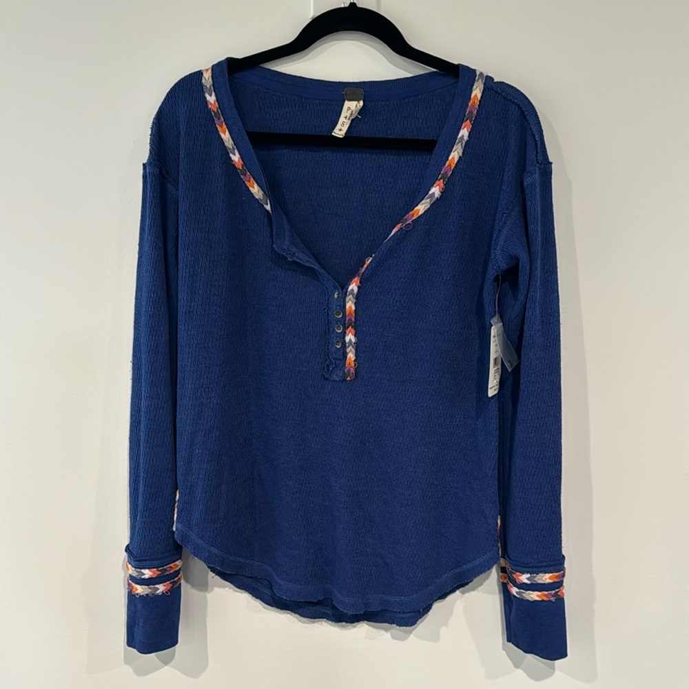 We the Free blue long sleeve shirt size small